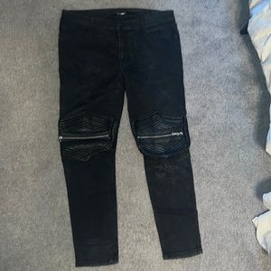 Men’s black biker jeans